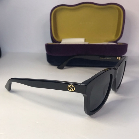 💯 Original Gucci GG0326S 001 Sunglasses with Case and Bag - Picture 4 of 12